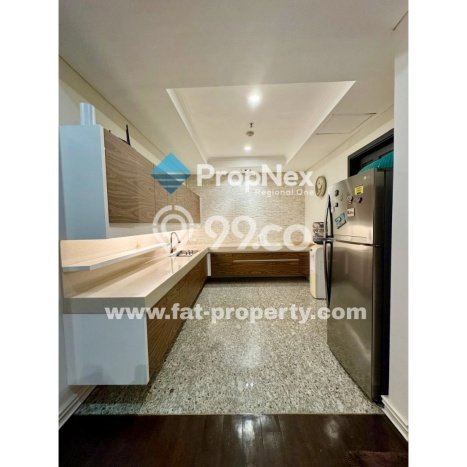 Siap Huni Apartemen Luxury di Puri Indah 4 Kamar & 4 Kamar Mandi Siap Huni Apartemen Luxury di Puri Indah 4 Kamar & 4 Kamar Mandi