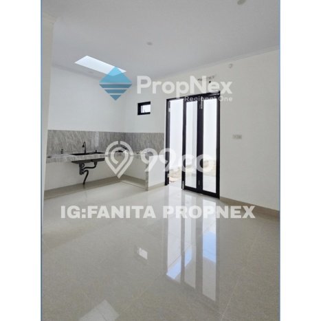 For Sale Hunian Rumah Terawat 3 Kamar di Meruya, Jakarta Barat For Sale Hunian Rumah Terawat 3 Kamar di Meruya, Jakarta Barat
