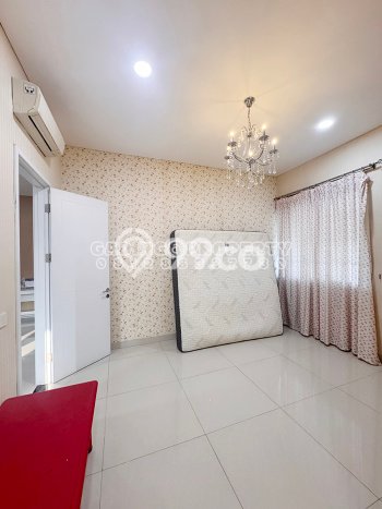 Rumah Elit LB 348m2 Siap Pakai Desain Elegan di BSD De Park, Tangerang Rumah Elit LB 348m2 Siap Pakai Desain Elegan di BSD De Park, Tangerang