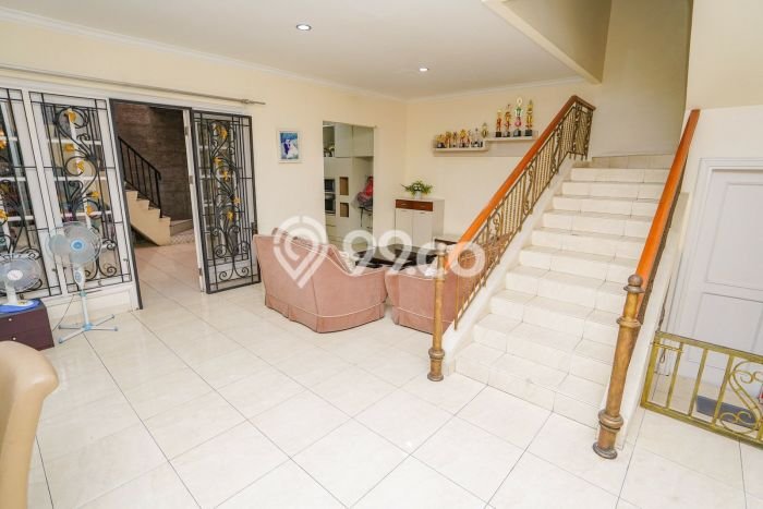 Rumah 3 KT 3 KM Fully Furnished di Lokasi Prestisius BSD The Green, Tangerang Rumah 3 KT 3 KM Fully Furnished di Lokasi Prestisius BSD The Green, Tangerang