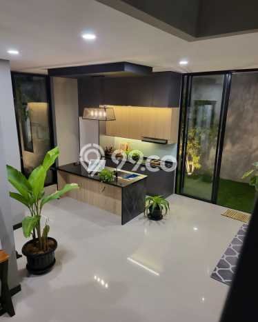 Rumah Strategis di BSD Kencana Loka, Tangerang, LT 135m² Bangunan 180m² - BISA KPR! Rumah Strategis di BSD Kencana Loka, Tangerang, LT 135m² Bangunan 180m² - BISA KPR!