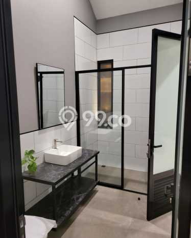 Rumah Strategis di BSD Kencana Loka, Tangerang, LT 135m² Bangunan 180m² - BISA KPR! Rumah Strategis di BSD Kencana Loka, Tangerang, LT 135m² Bangunan 180m² - BISA KPR!