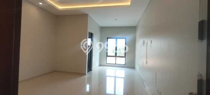 Rumah di Gading Serpong The Spring, Luas 252m², Bangunan 525m² Rumah di Gading Serpong The Spring, Luas 252m², Bangunan 525m²