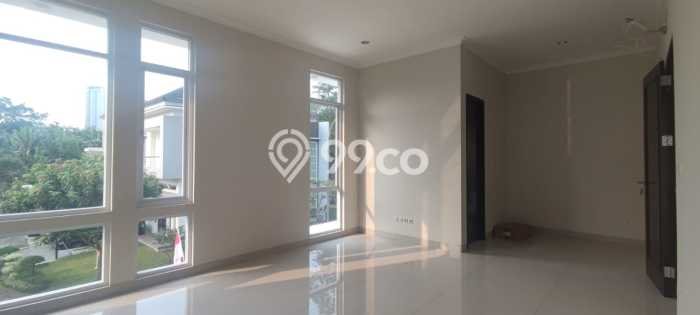 DIJUAL CEPAT! Rumah di BSD, Tangerang, LT 168m² LB 215m² HARGA NEGO! DIJUAL CEPAT! Rumah di BSD, Tangerang, LT 168m² LB 215m² HARGA NEGO!
