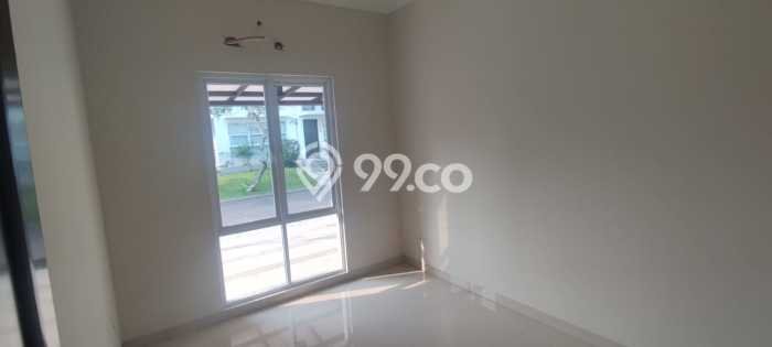 DIJUAL CEPAT! Rumah di BSD, Tangerang, LT 168m² LB 215m² HARGA NEGO! DIJUAL CEPAT! Rumah di BSD, Tangerang, LT 168m² LB 215m² HARGA NEGO!