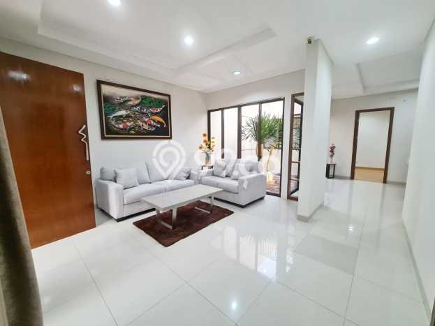KESEMPATAN TERBAIK! Rumah Nyaman area BSD De Park, LT 180m² LB 200m² KESEMPATAN TERBAIK! Rumah Nyaman area BSD De Park, LT 180m² LB 200m²