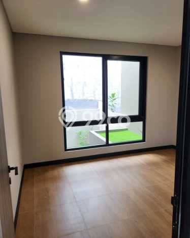 Rumah LB 300m² di Pinggir Kota BSD The Green, Tangerang - Harga Terjangkau Rumah LB 300m² di Pinggir Kota BSD The Green, Tangerang - Harga Terjangkau