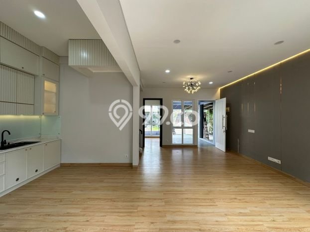 Jual Rumah 3 KT di BSD The Icon, Tangerang - Luas Tanah 112m² Jual Rumah 3 KT di BSD The Icon, Tangerang - Luas Tanah 112m²