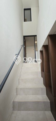 PRIME LOCATION! Rumah di BSD, 3 KT, Lingkungan Strategis, Luas 60m² Bangunan 68m² PRIME LOCATION! Rumah di BSD, 3 KT, Lingkungan Strategis, Luas 60m² Bangunan 68m²