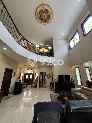 Ready to Use! Luxury House LT 380m2 Desain Elegan di BSD Giri Loka Ready to Use! Luxury House LT 380m2 Desain Elegan di BSD Giri Loka