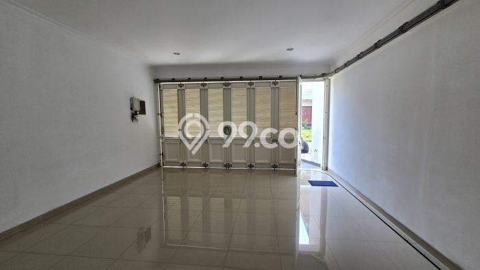 Dijual Rumah Luas Megah Dengan View Cantik di Gading Serpong Pondok Hijau Golf, Tangerang Dijual Rumah Luas Megah Dengan View Cantik di Gading Serpong Pondok Hijau Golf, Tangerang