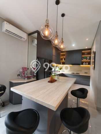 Rumah Elit LB 250m2 Siap Huni Desain Elegan di BSD Kencana Loka, Tangerang Rumah Elit LB 250m2 Siap Huni Desain Elegan di BSD Kencana Loka, Tangerang