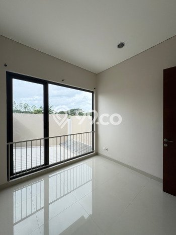 Rumah Elit LB 170m2 Siap Pakai Desain Elegan di BSD De Park, Tangerang Rumah Elit LB 170m2 Siap Pakai Desain Elegan di BSD De Park, Tangerang
