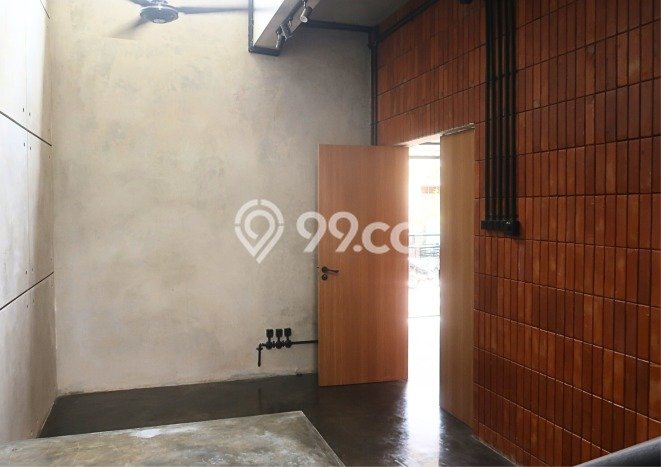 For Sale Hunian Rumah Nyaman 3 KT di BSD Nusaloka, Tangerang For Sale Hunian Rumah Nyaman 3 KT di BSD Nusaloka, Tangerang
