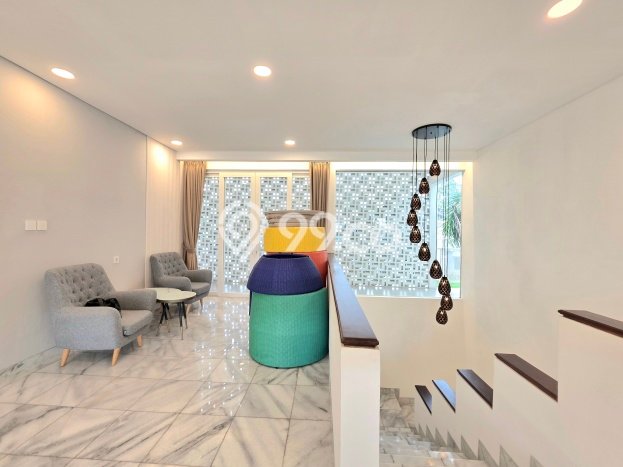 Rumah Elit Modern Siap Huni di BSD Giri Loka Tangerang Rumah Elit Modern Siap Huni di BSD Giri Loka Tangerang