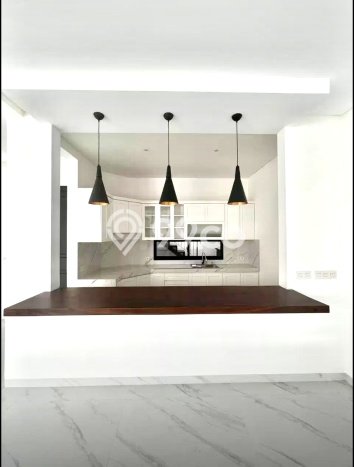HARGA SPECIAL! Rumah Strategis di BSD Puspita Loka, Luas 240m² Bangunan 306m² HARGA SPECIAL! Rumah Strategis di BSD Puspita Loka, Luas 240m² Bangunan 306m²