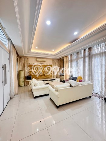 Rumah Elit LB 348m2 Siap Pakai Desain Elegan di BSD De Park, Tangerang Rumah Elit LB 348m2 Siap Pakai Desain Elegan di BSD De Park, Tangerang