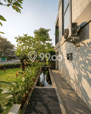 Rumah Eksklusif Dijual LT 268m2 di BSD, Tangerang Selatan Rumah Eksklusif Dijual LT 268m2 di BSD, Tangerang Selatan