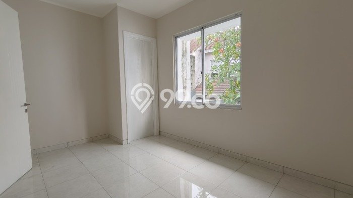 Rumah Luxury Modern Siap Huni di BSD Foresta Tangerang Rumah Luxury Modern Siap Huni di BSD Foresta Tangerang