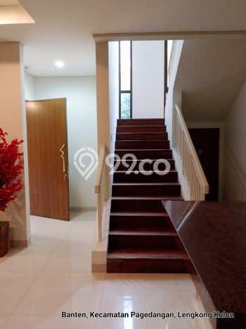 Rumah Mewah LB 216m2 Siap Pakai Desain Elegan di BSD De Park, Tangerang Rumah Mewah LB 216m2 Siap Pakai Desain Elegan di BSD De Park, Tangerang