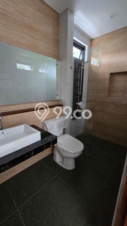 HUNIAN PILIHAN! Rumah di BSD The Green, Luas 120m² Bangunan 320m² HUNIAN PILIHAN! Rumah di BSD The Green, Luas 120m² Bangunan 320m²