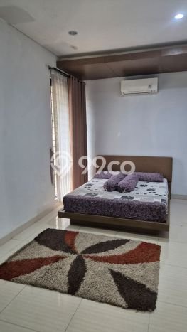 Rumah Elit Modern Tanpa Renovasi di Jatikarya Bekasi Rumah Elit Modern Tanpa Renovasi di Jatikarya Bekasi