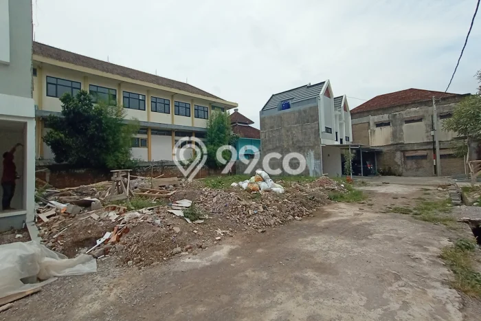 Hunian Nyaman Asri 2 KT Siap Huni di Cicaheum Bandung Hunian Nyaman Asri 2 KT Siap Huni di Cicaheum Bandung