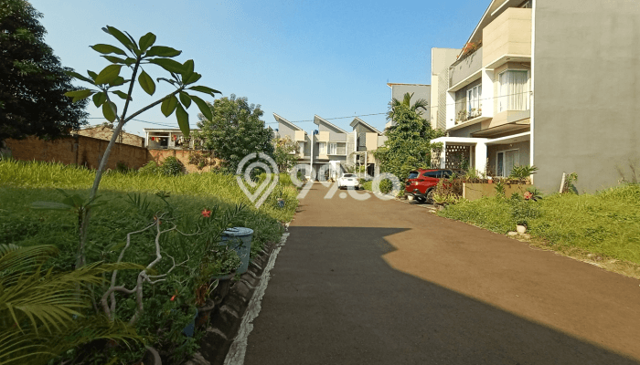 Dijual Rumah Premium dengan Fasilitas Sekitar Komplit di Cilandak, Jakarta Selatan Dijual Rumah Premium dengan Fasilitas Sekitar Komplit di Cilandak, Jakarta Selatan