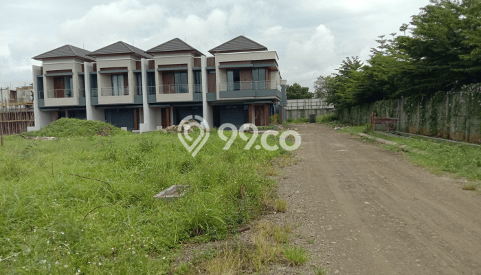 Ready to Use! Luxury House LT 105m2 Desain Elegan di Buah Batu Ready to Use! Luxury House LT 105m2 Desain Elegan di Buah Batu