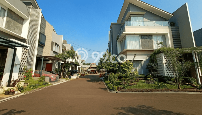 For Sale! Luxury House LT 123m2 Desain Modern di Gandaria For Sale! Luxury House LT 123m2 Desain Modern di Gandaria