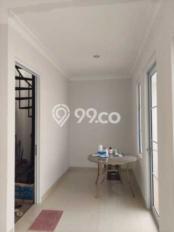 Rumah di Serpong, Tangerang Selatan, Luas 180m² Bangunan 200m² Rumah di Serpong, Tangerang Selatan, Luas 180m² Bangunan 200m²