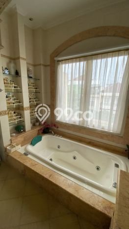 Rumah Luxury Modern Tanpa Renovasi di Pantai Indah Kapuk Jakarta Utara Rumah Luxury Modern Tanpa Renovasi di Pantai Indah Kapuk Jakarta Utara