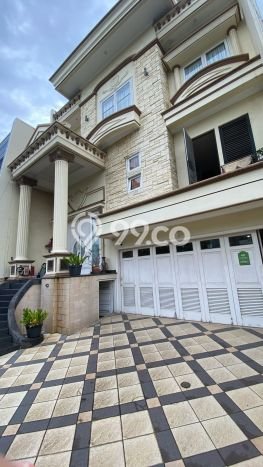 Rumah Luxury Modern Tanpa Renovasi di Pantai Indah Kapuk Jakarta Utara Rumah Luxury Modern Tanpa Renovasi di Pantai Indah Kapuk Jakarta Utara