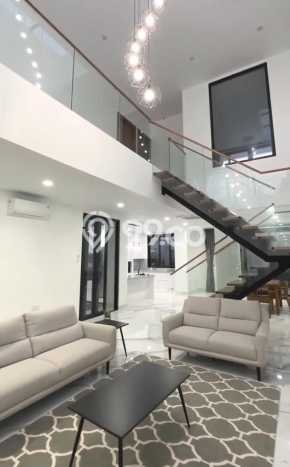 Rumah Elit LB 450m2 Siap Huni Desain Elegan di Pantai Indah Kapuk, Jakarta Utara Rumah Elit LB 450m2 Siap Huni Desain Elegan di Pantai Indah Kapuk, Jakarta Utara