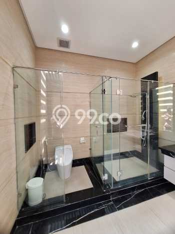Rumah Luxury Modern Tanpa Renovasi di Pantai Indah Kapuk Jakarta Utara Rumah Luxury Modern Tanpa Renovasi di Pantai Indah Kapuk Jakarta Utara