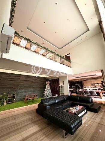 Rumah Elit Modern Tanpa Renovasi di Pantai Indah Kapuk Jakarta Utara Rumah Elit Modern Tanpa Renovasi di Pantai Indah Kapuk Jakarta Utara