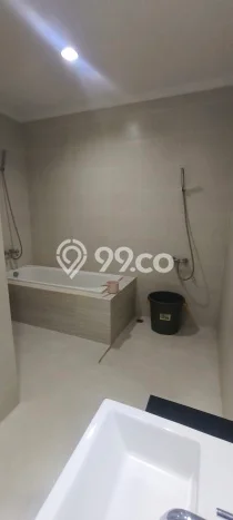 Jarang Ada! Rumah Kontrakan 4 Kamar Nyaman Siap Huni Gading Serpong The Spring Jarang Ada! Rumah Kontrakan 4 Kamar Nyaman Siap Huni Gading Serpong The Spring