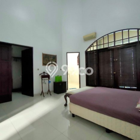 Dijual Rumah Premium dengan Fasilitas Sekitar Lengkap di Cinere, Depok Dijual Rumah Premium dengan Fasilitas Sekitar Lengkap di Cinere, Depok