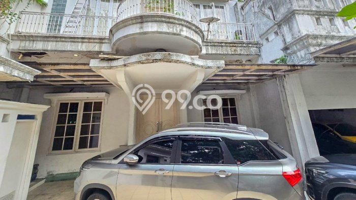 Siap Huni Rumah Mewah 11 Kamar di Menteng Dekat ke Mana Saja Siap Huni Rumah Mewah 11 Kamar di Menteng Dekat ke Mana Saja