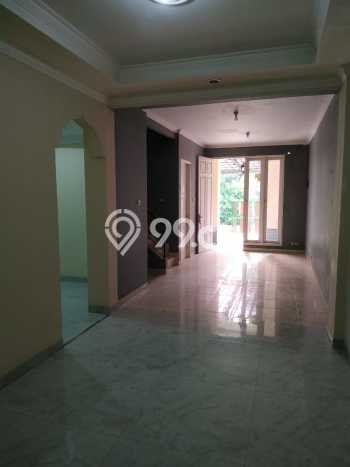 For Sale Rumah 4 Kamar Lokasi Ideal Bagus dan Strategis di Cakung For Sale Rumah 4 Kamar Lokasi Ideal Bagus dan Strategis di Cakung