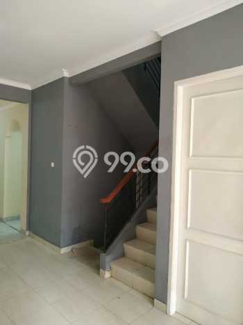 For Sale Rumah 4 Kamar Lokasi Ideal Bagus dan Strategis di Cakung For Sale Rumah 4 Kamar Lokasi Ideal Bagus dan Strategis di Cakung