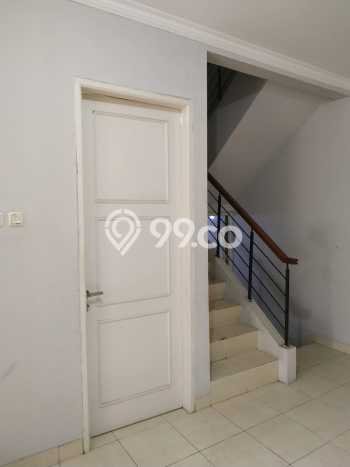 For Sale Rumah 4 Kamar Lokasi Ideal Bagus dan Strategis di Cakung For Sale Rumah 4 Kamar Lokasi Ideal Bagus dan Strategis di Cakung