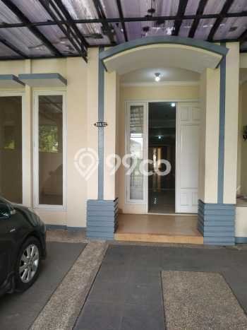 For Sale Rumah 4 Kamar Lokasi Ideal Bagus dan Strategis di Cakung For Sale Rumah 4 Kamar Lokasi Ideal Bagus dan Strategis di Cakung