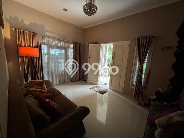 Hunian Mewah LB 350m2 Siap Pakai Desain Elegan di Grogol, Jakarta Barat Hunian Mewah LB 350m2 Siap Pakai Desain Elegan di Grogol, Jakarta Barat