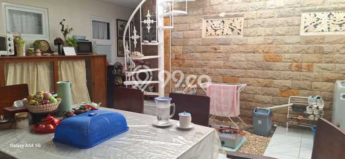 Dijual Rumah Premium dengan Fasilitas Sekitar Lengkap di Menteng, Jakarta Pusat Dijual Rumah Premium dengan Fasilitas Sekitar Lengkap di Menteng, Jakarta Pusat