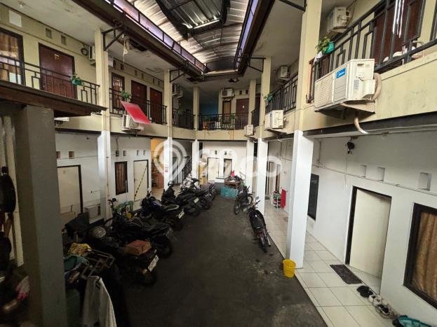 Hunian Mewah LB 350m2 Siap Pakai Desain Elegan di Grogol, Jakarta Barat Hunian Mewah LB 350m2 Siap Pakai Desain Elegan di Grogol, Jakarta Barat