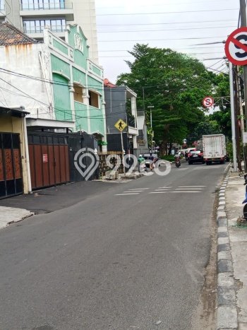 Siap Huni Rumah Mewah 7 Kamar di Senen Dekat ke Mana Pun Siap Huni Rumah Mewah 7 Kamar di Senen Dekat ke Mana Pun