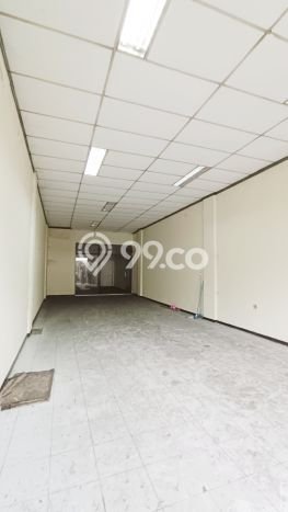 Ruko Dijual di Jakarta Timur LT 96m2 & LB 192m2 Lokasi Terbaik! Ruko Dijual di Jakarta Timur LT 96m2 & LB 192m2 Lokasi Terbaik!