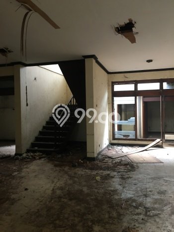 Dijual Rumah Premium dengan Fasilitas Sekitar Lengkap di Menteng, Jakarta Pusat Dijual Rumah Premium dengan Fasilitas Sekitar Lengkap di Menteng, Jakarta Pusat