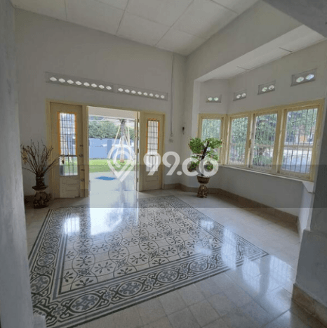 Dijual Rumah Premium dengan Fasilitas Sekitar Lengkap di Menteng, Jakarta Pusat Dijual Rumah Premium dengan Fasilitas Sekitar Lengkap di Menteng, Jakarta Pusat